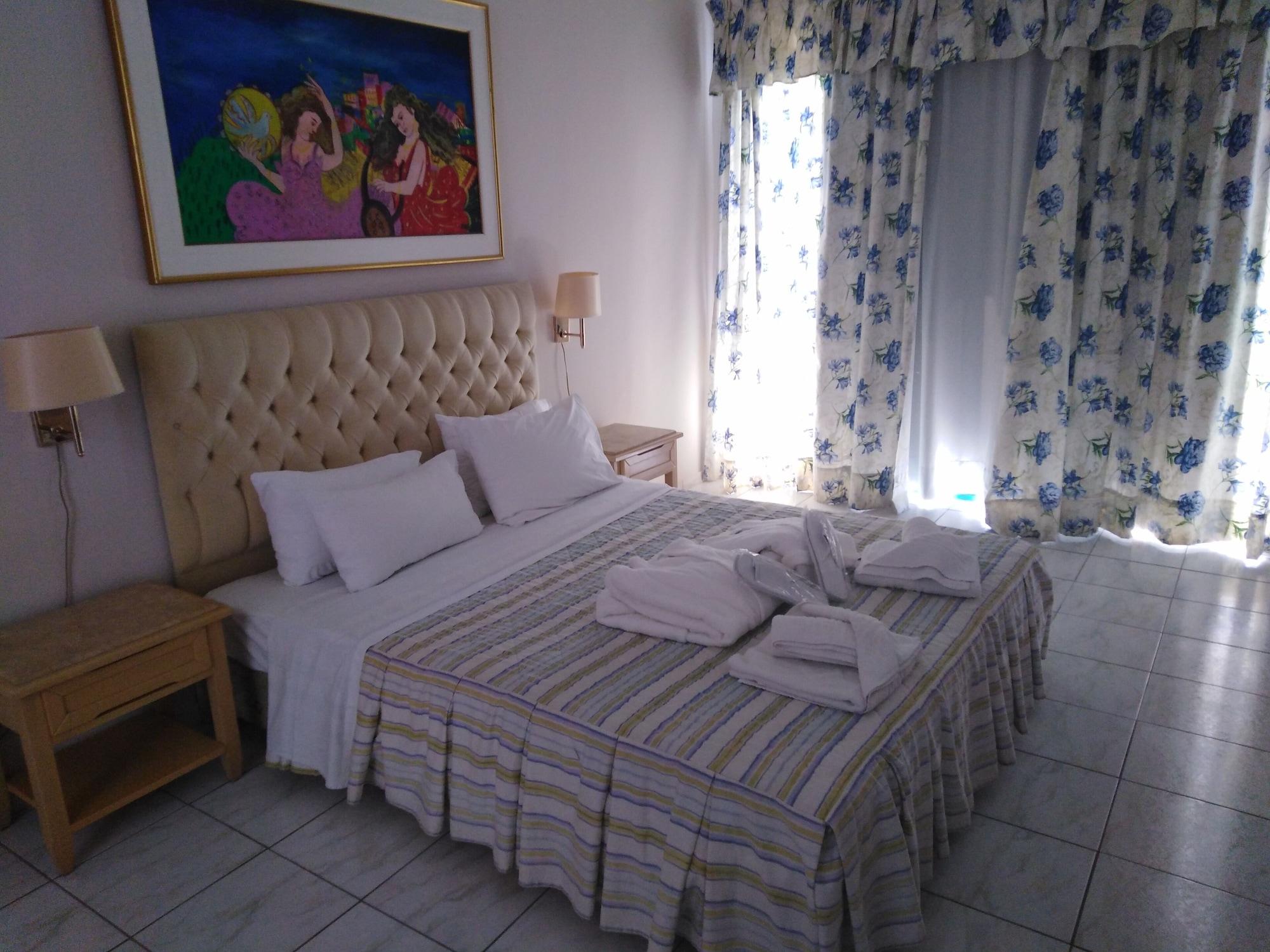 Costa Blu Otel Benitses  Dış mekan fotoğraf