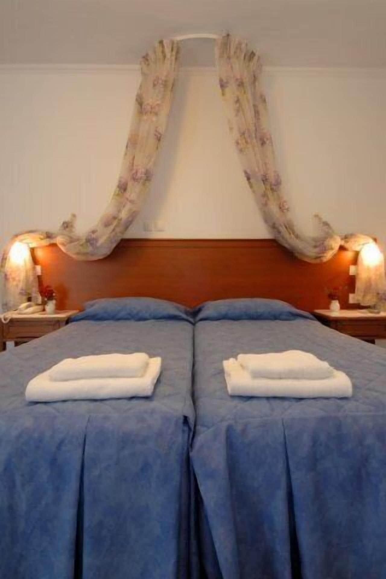 Costa Blu Otel Benitses  Dış mekan fotoğraf