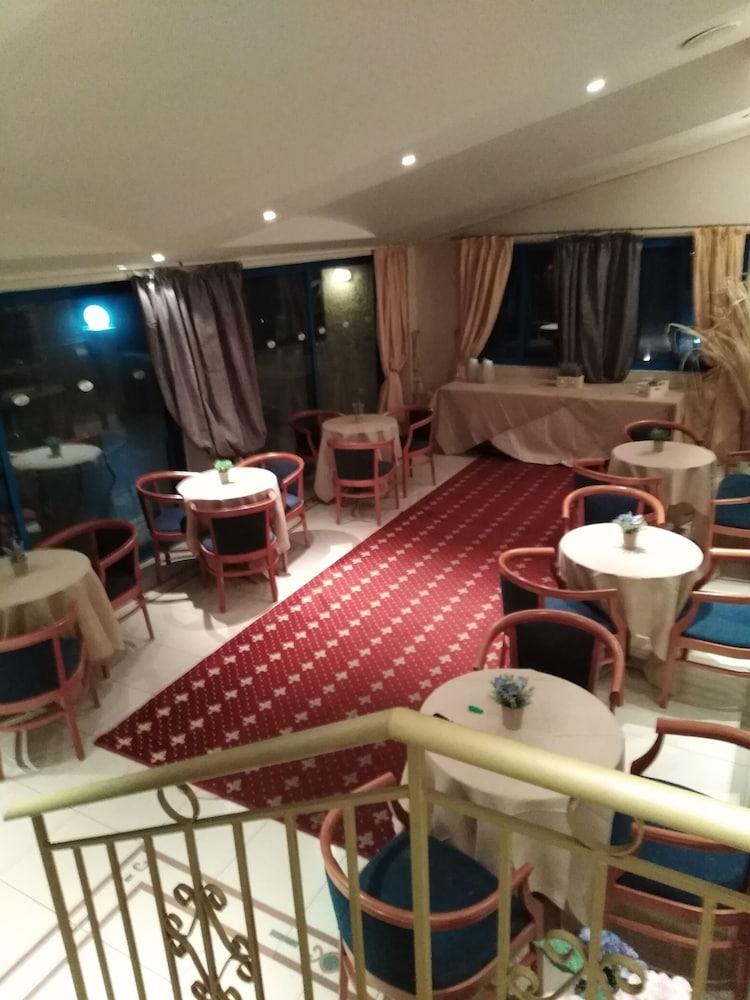 Costa Blu Otel Benitses  Dış mekan fotoğraf