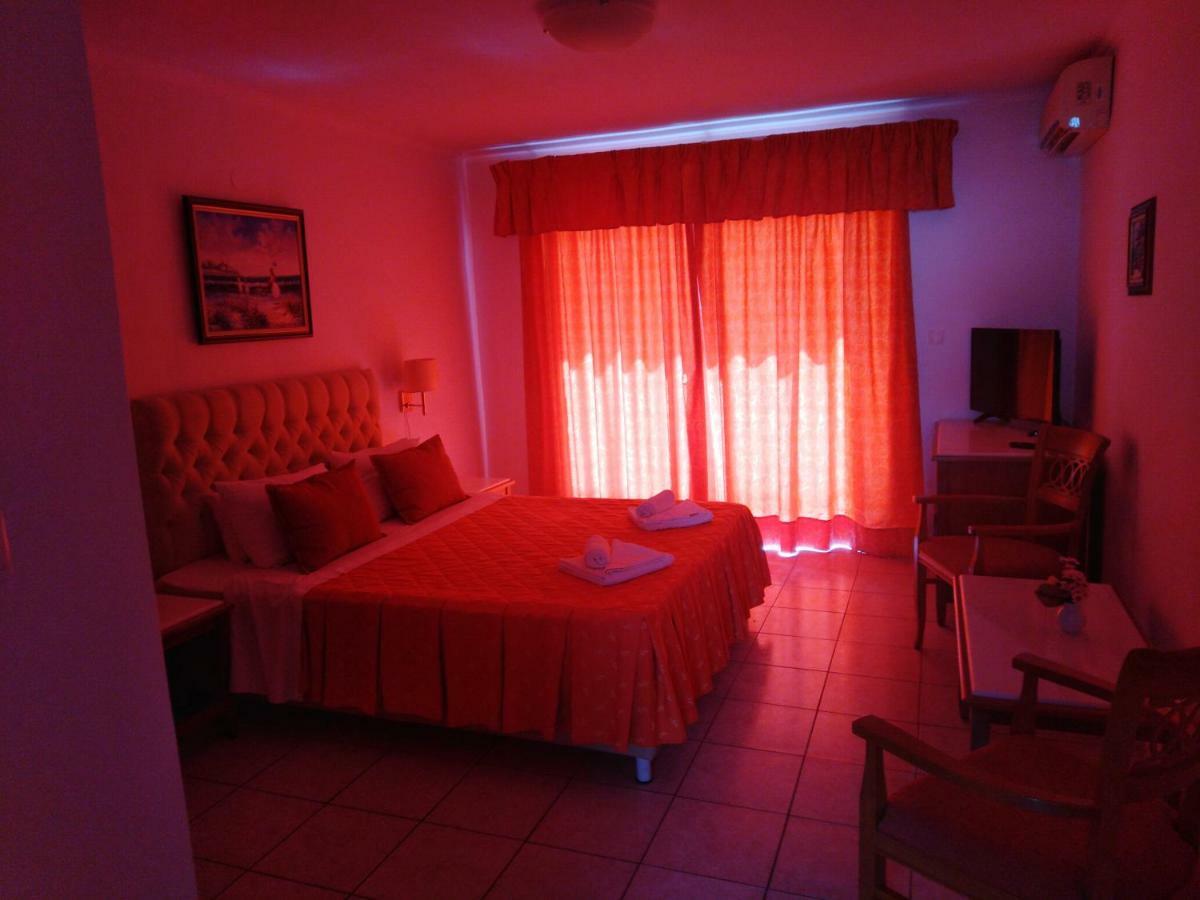 Costa Blu Otel Benitses  Dış mekan fotoğraf