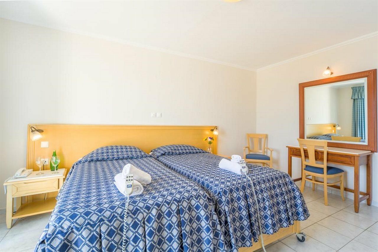 Costa Blu Otel Benitses  Dış mekan fotoğraf
